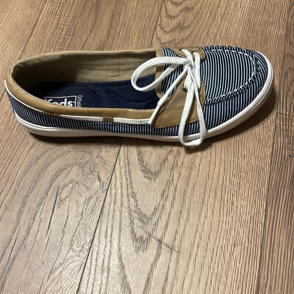 Keds Women’s Slip-On Boat Shoes in Navy/White Stripes with Khaki Accents - Sz 10 - Picture 4 of 8